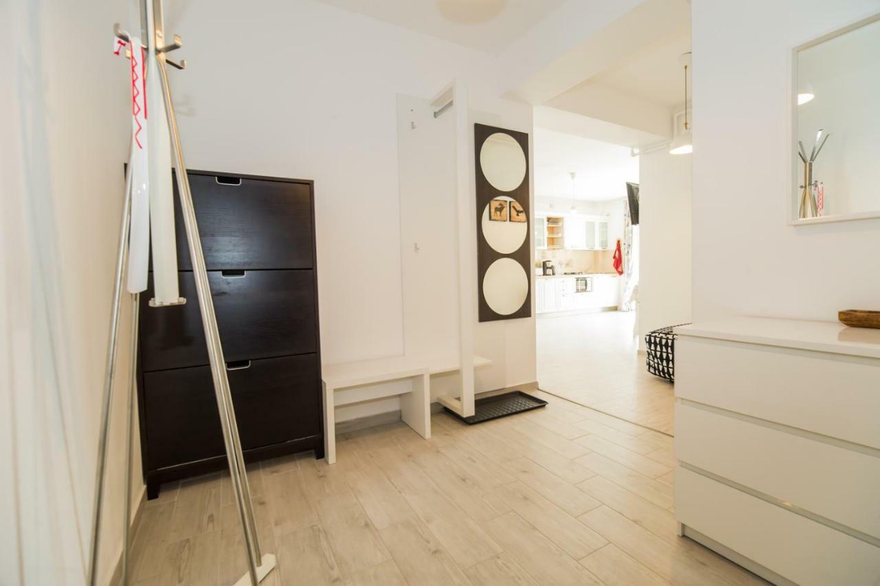 Schiller Apartment 57 - Free Private Parking Брашов Екстер'єр фото